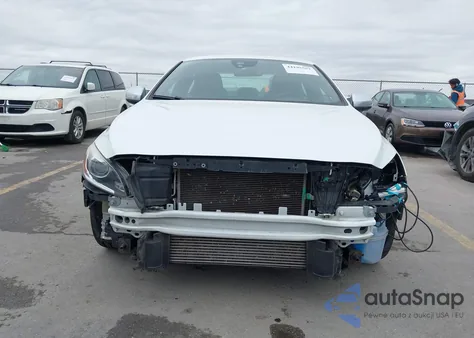 2015 Volvo S60 T6 R-Design Platinum из США, поврежденный, VIN YV1902TH2F1307333